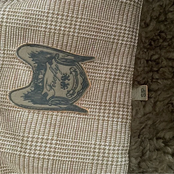 Unique Firefly Jacket - Picture 15 of 16